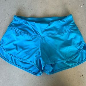 lululemon poolside shorts size 2, 2.5 inch